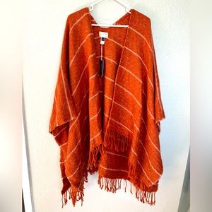 🔥FREE WHEN BUNDLED🔥 Universal Thread “Ruana” Poncho burnt orange OSFM